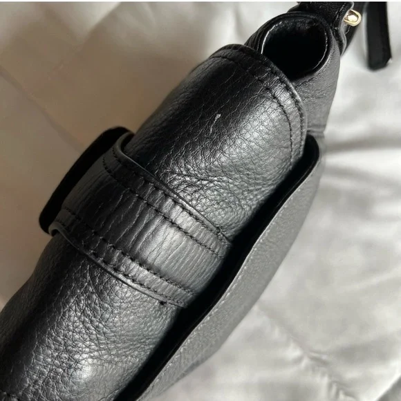 Michael Kors Black Crossbody Bag with Gold Clasp - Picture 15 of 15